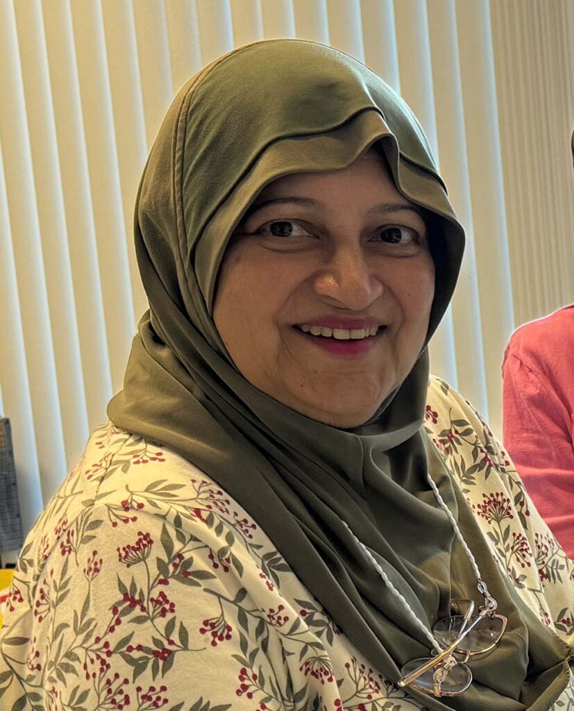 mrs mumtaz, a teacher at minaret academy